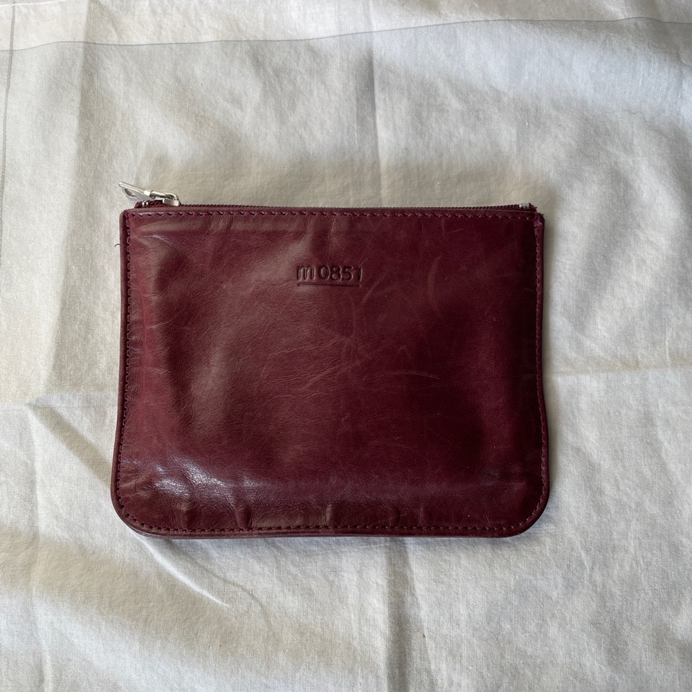 M0851 Leather Zip Pouch